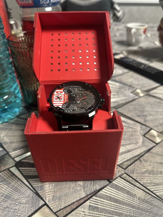 Diesel часовник