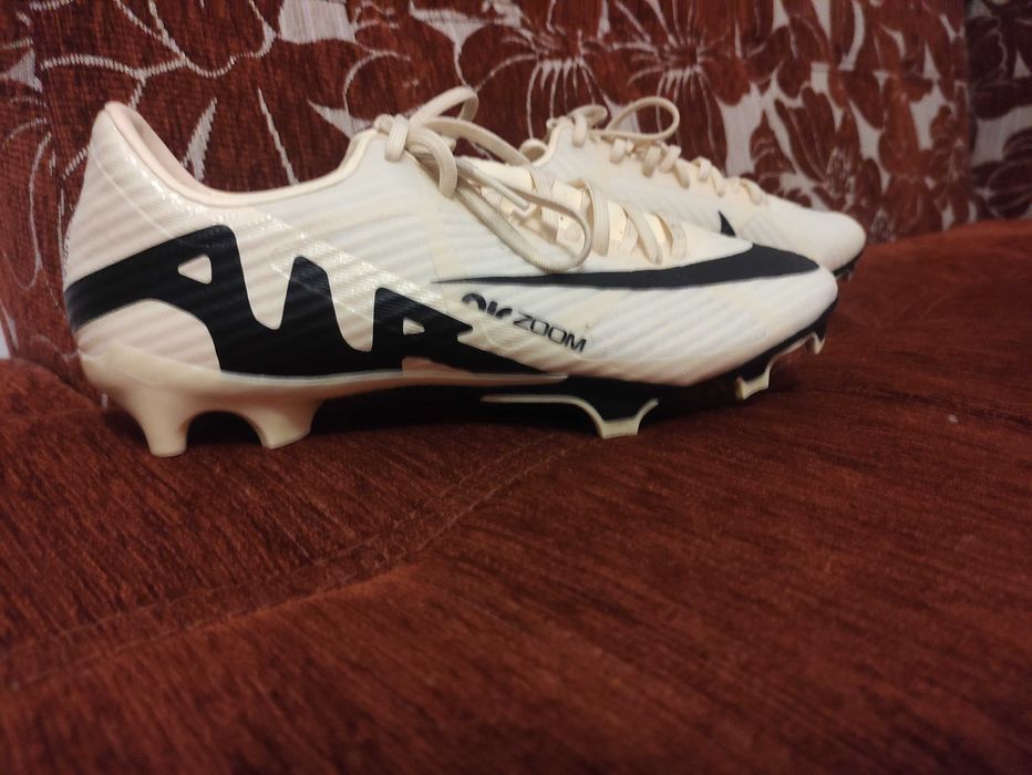 Футболни обувки NIKE ZOOM Vapor 15 Academy FG