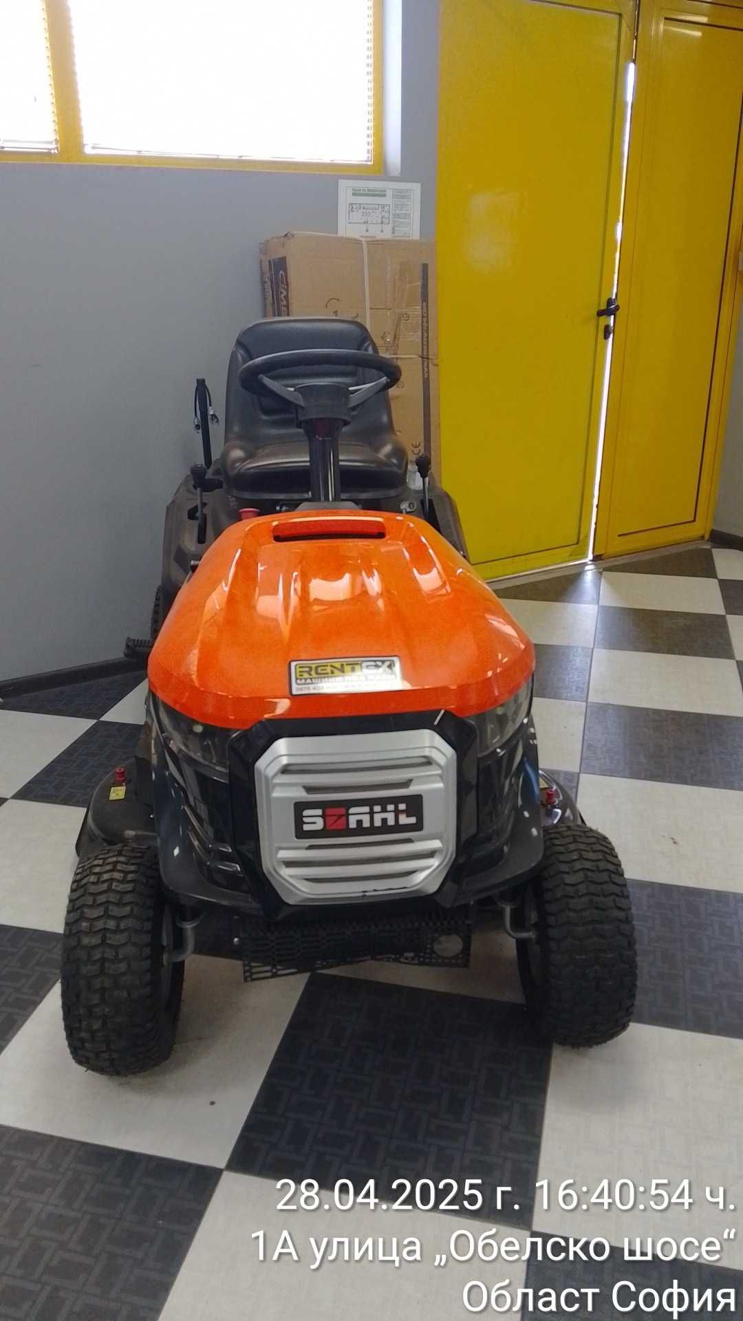 Тракторна косачка STAHL RLM107G с кош за трева 220л. 2024