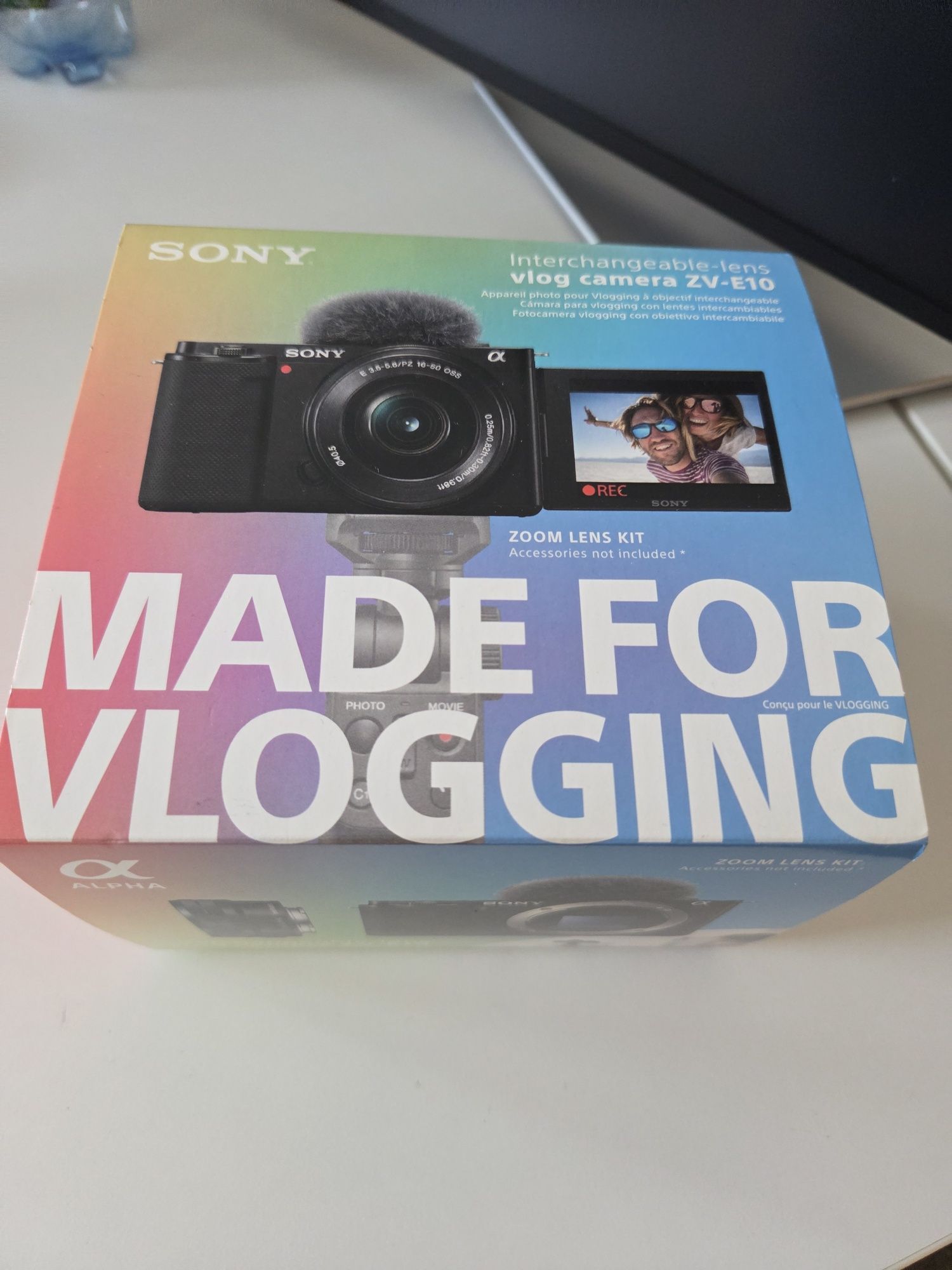 Sony  ZV-E10 Mirrorless pt Vlogging 4K cu obiectiv