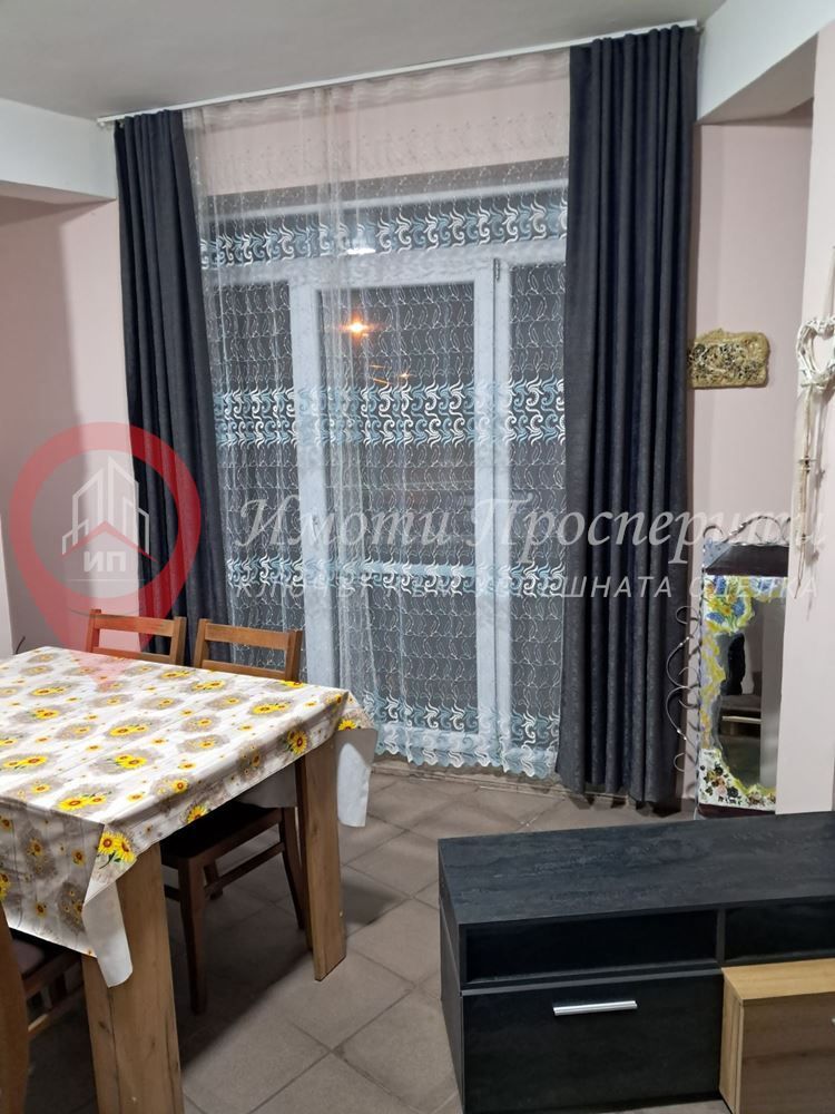 Дава се под наем Тристаен апартамент в София, Карпузица - 70 кв.м за 500 € - Снимка #2