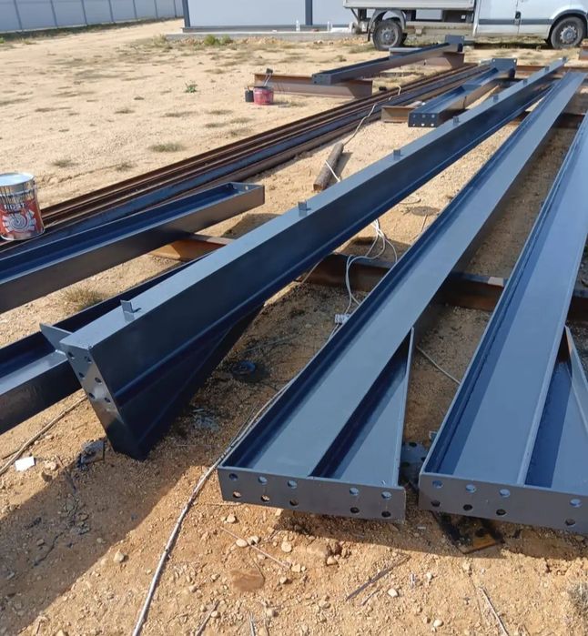 Vând structura metalică 12×27×3 acceptam și varianta auto
