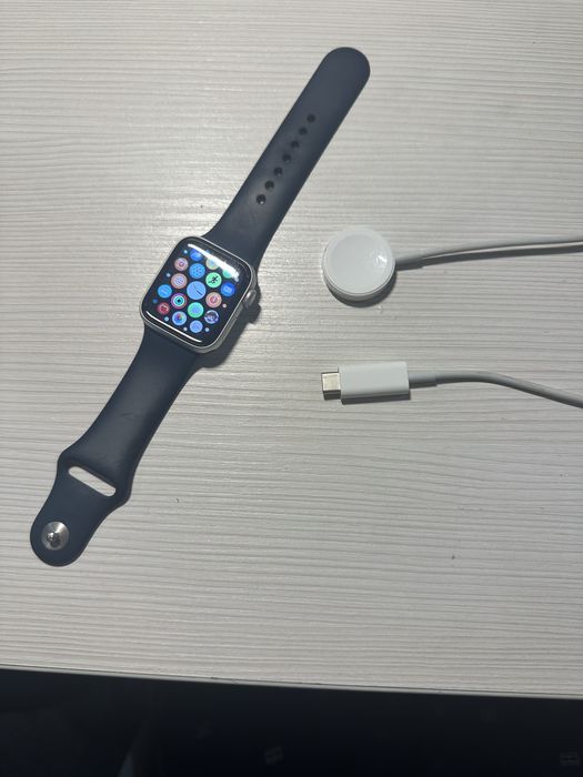 Apple watch SE 95% baterie