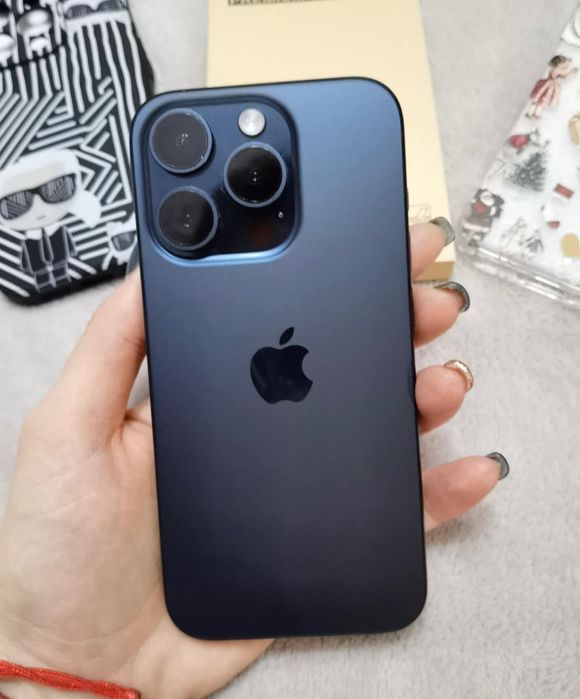 iPhone 15 pro 128 gb