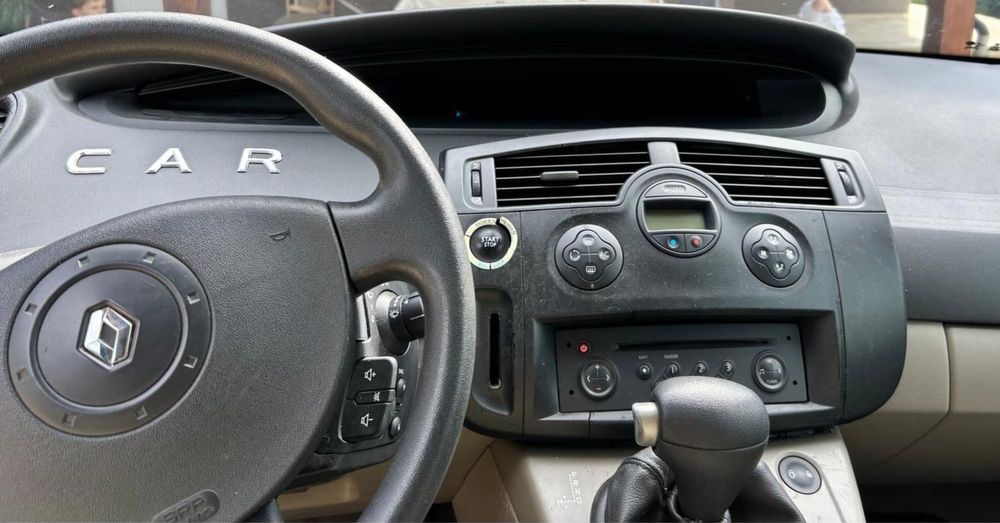 Vând Renault scenic 1.6 16v 2005 benzină.mașina este adusă din belgia