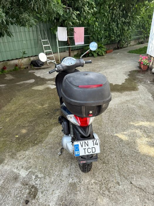 Scuter Piaggio Liberty 125