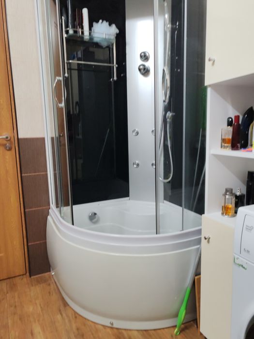 Cabina dus hidromasaj. 90x90x220. Cadita inalta. Stare foarte buna.