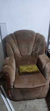 Большой диванный стульчик (бесплатно)