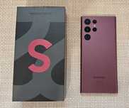 Samsung Galaxy S22 Ultra Burgundy 12GB RAM 256 GB memorie Dual SIM