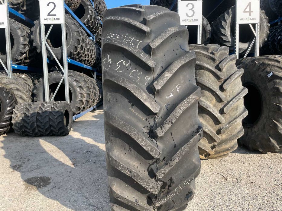 OCAZIE 650/65r42 cauciuc second hand GoodYear Radiale Tractor Case
