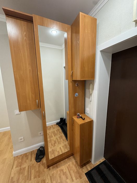 Шкаф для прихожей