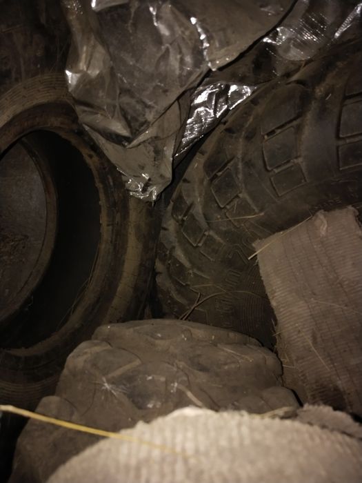 Продам резину на газ 66.