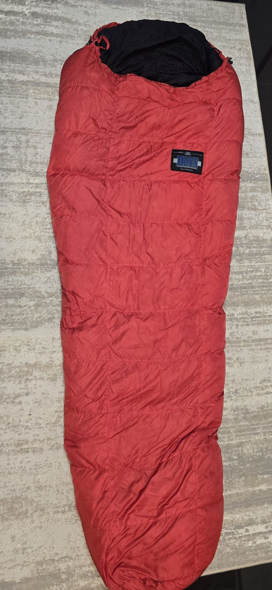Sac de dormit cu Puf 700 CUIN
