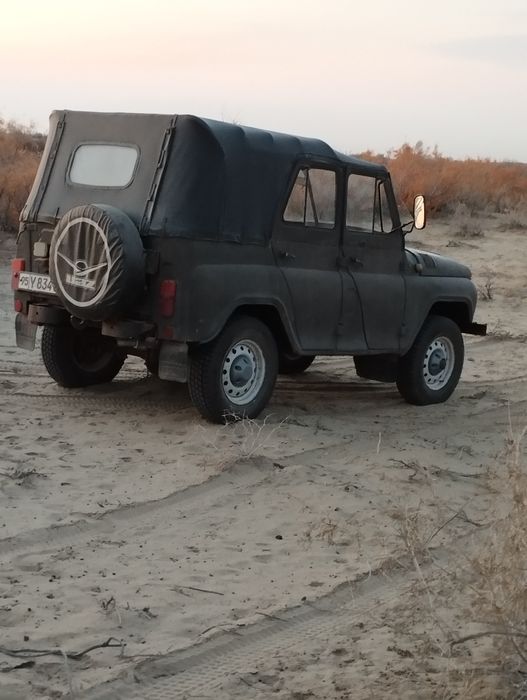УАЗ сатылады бензин