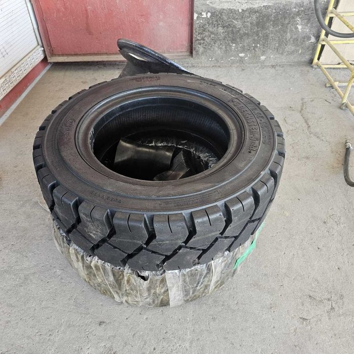 Шины Emrald 28х9-15 IND01 для вилочного погрузчика