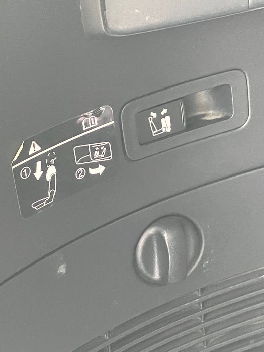 vand peugeot 4007 /schimb cu bus 8+1