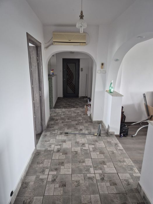 Vand Apartament cu 4 camere Ultracentral