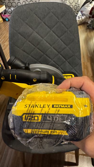 К-т уд.винтоверт и ръчен циркуляр Stanley FatMax V20 безчетков
