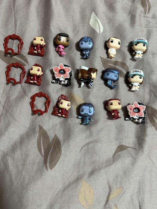 Stranger things kinder joy фигурки