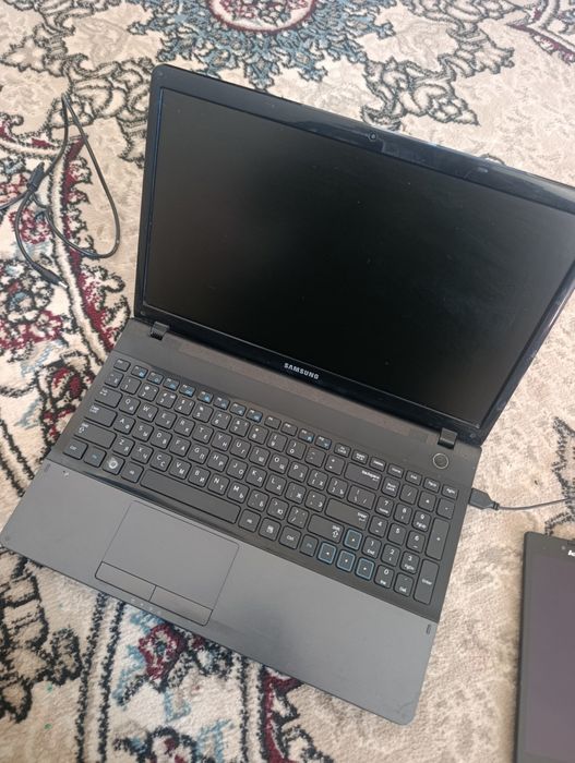 Samsumg notbook  arzon suraganlarga