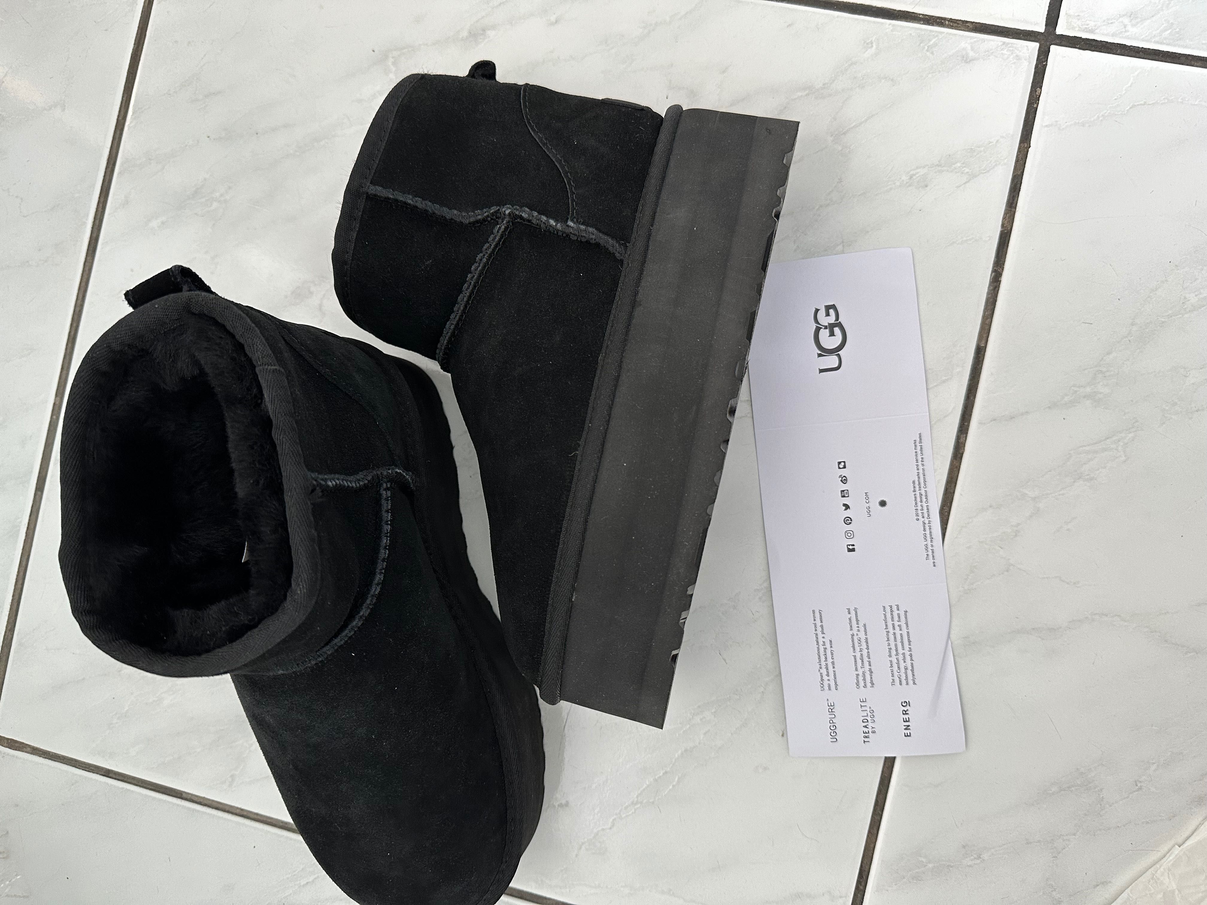 UGG ultra cu platforma , noi , marime 37