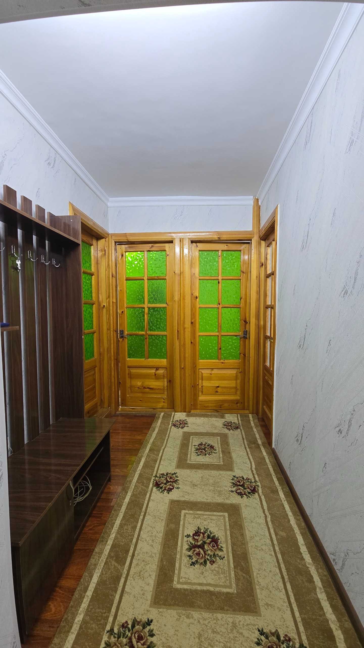 Продаётся 3х комнатная квартира в центре города в кирпичном доме