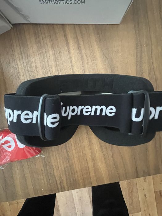 Ски очила Supreme x Smith