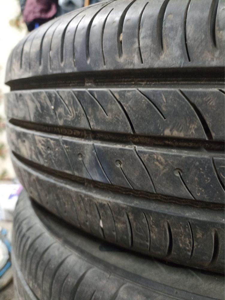 175 65 14 2 броя почти нови гуми KUMHO ecowing  ES01