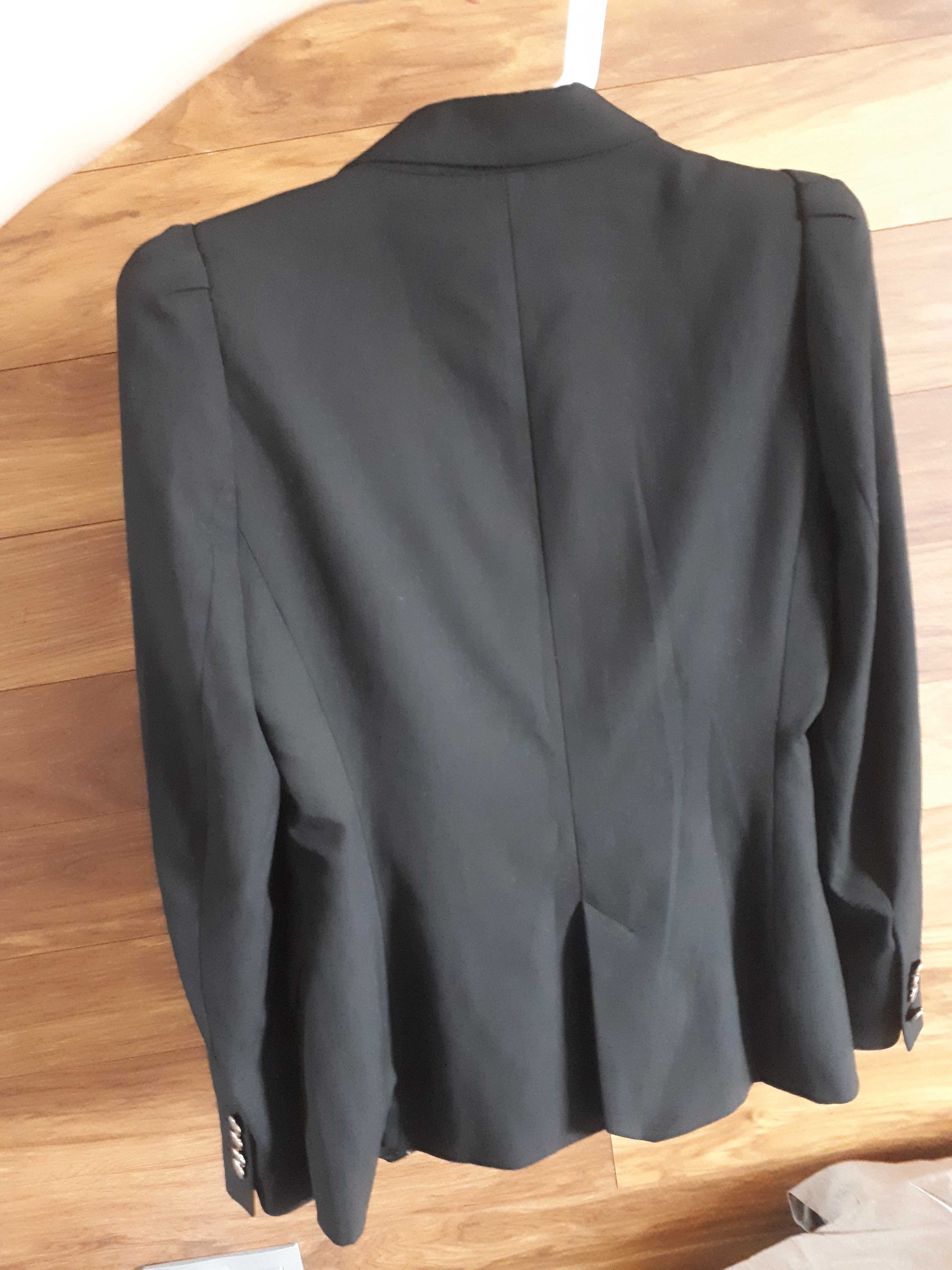 Вталено сако Zara, размер М