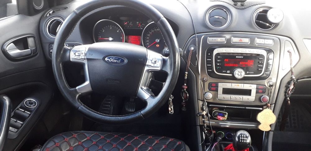 Vând Ford mondeo mk4 175CP 2009