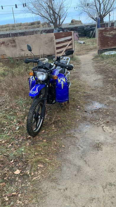 Продам мотоцикл сонлинк 200