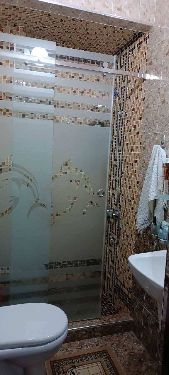 V212 ПРОДАЕТСЯ квартира Чиланзар 19кв 50×50 МОЙКА 3в4/4/5 100м2