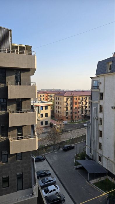 СРОЧНО ЖК Black Tower квартира студия в центре города.