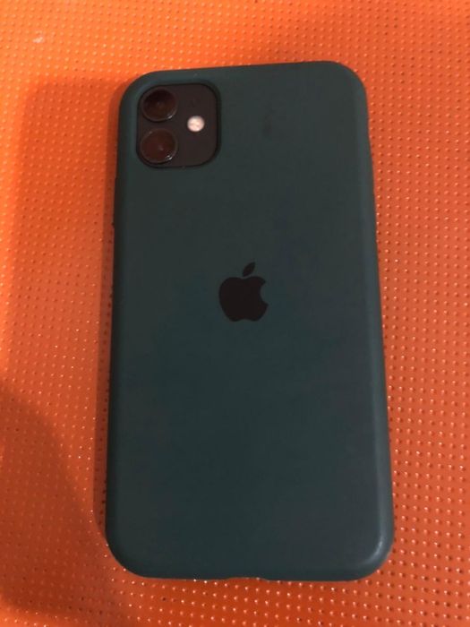 Продам iphone 11 в отличном состоянии