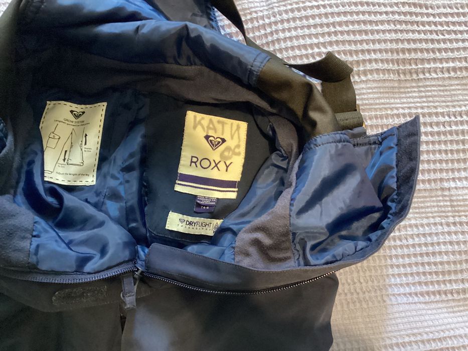 Ски екип Roxy (яке и гащеризон)