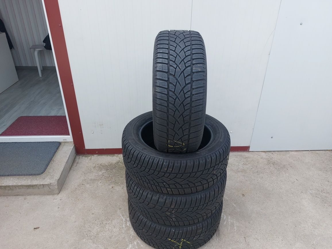 125 lei bucata! Set anvelope M+S/IARNA 225 55 17 Dunlop