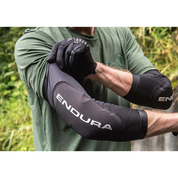 протектор за лакти Endura SingleTrack Lite Elbow Protector II