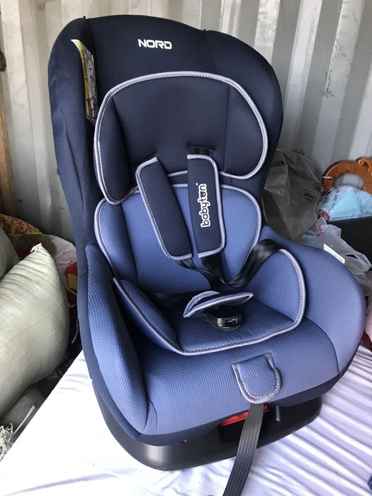 Детское кресло на машину