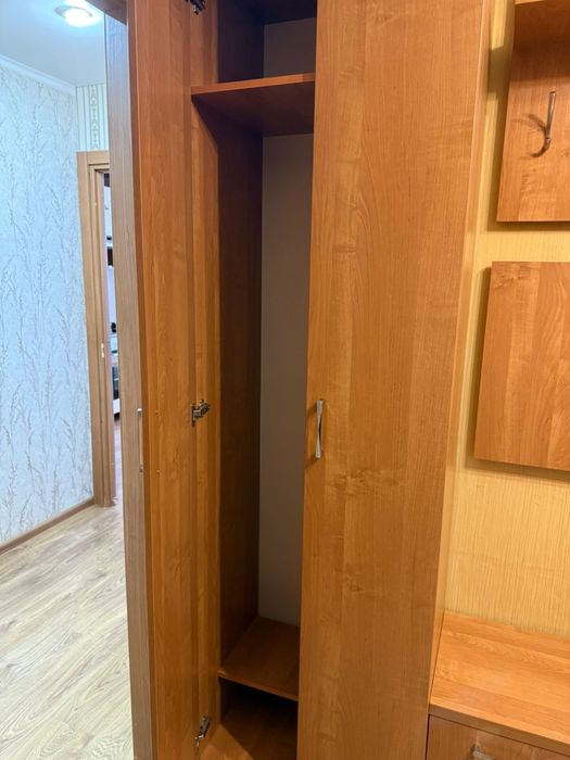 Продам прихожую