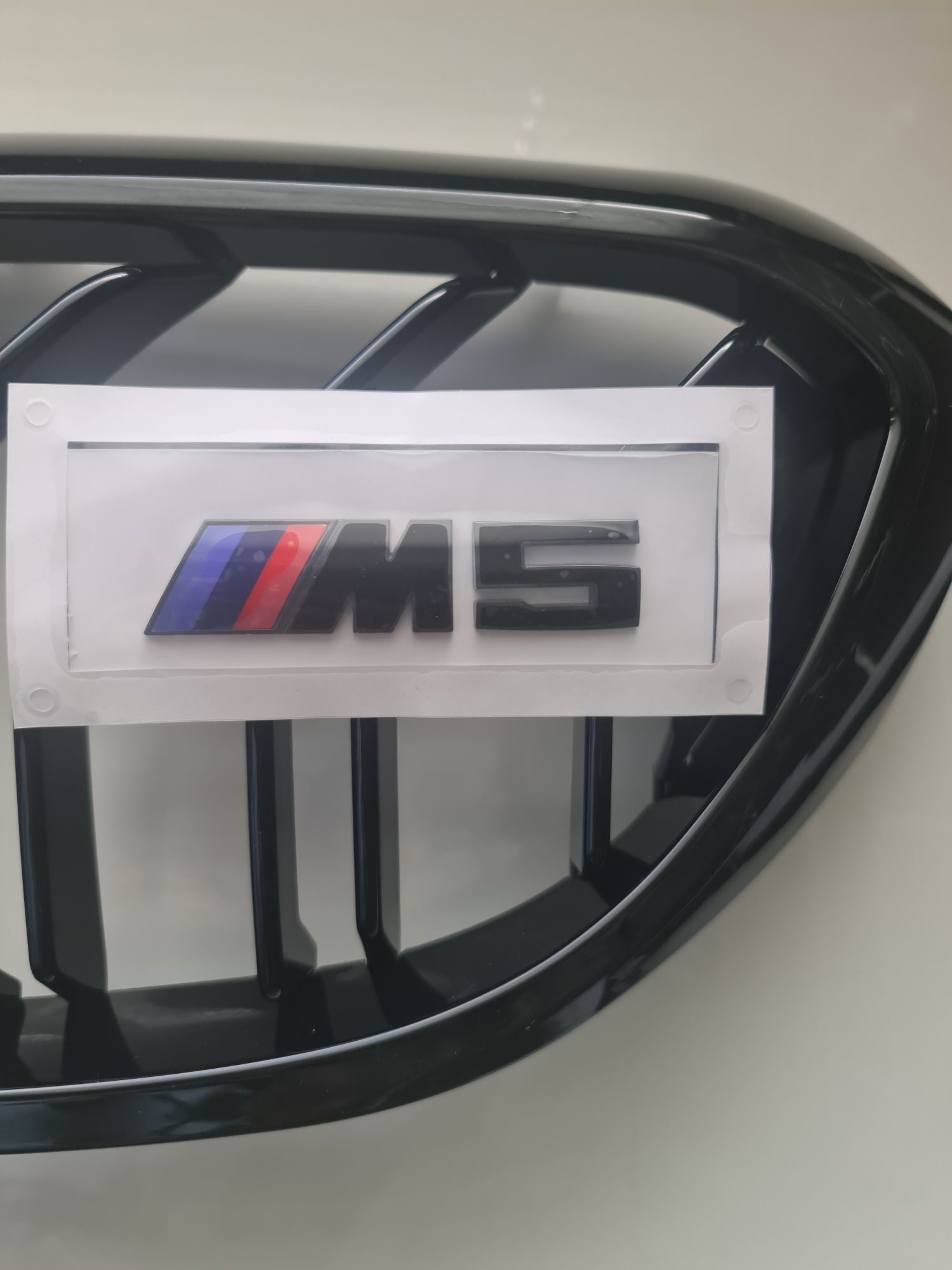 Grila-Dubla-M5-Facelift-Upgrade-Negru-Lucios-Bmw-Seria-5-G30-2017-2019