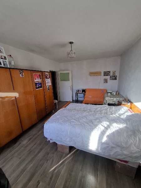 Продава се Тристаен апартамент в Бургас, Изгрев - 63 кв.м за 1826 €/кв.м - Снимка #8