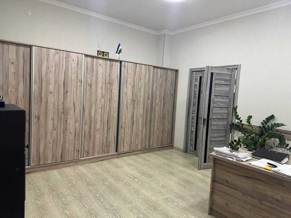 Сдаю в аренду 54 м² Офис.  ул.Саракулька. 4-Роддом. Мирабад