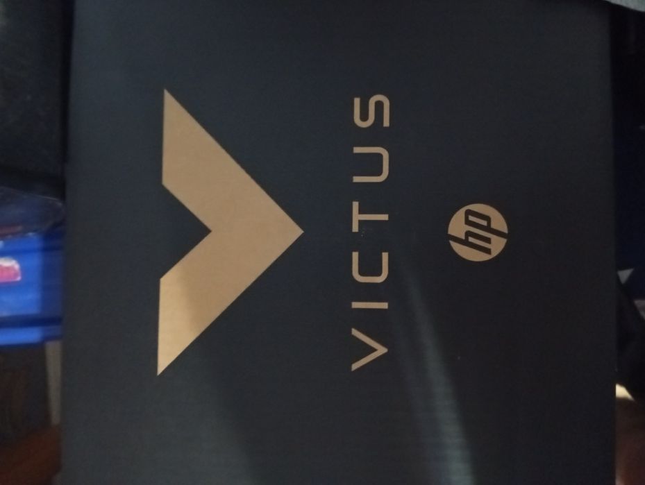 Срочно,Новый Hp Victus 15-fa211ci