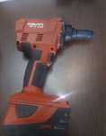 Hilti nituire RT6 -A 22 incarc + acumlator