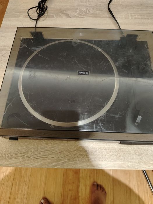 Грамофон KENWOOD KD 48F пълен автоматик.