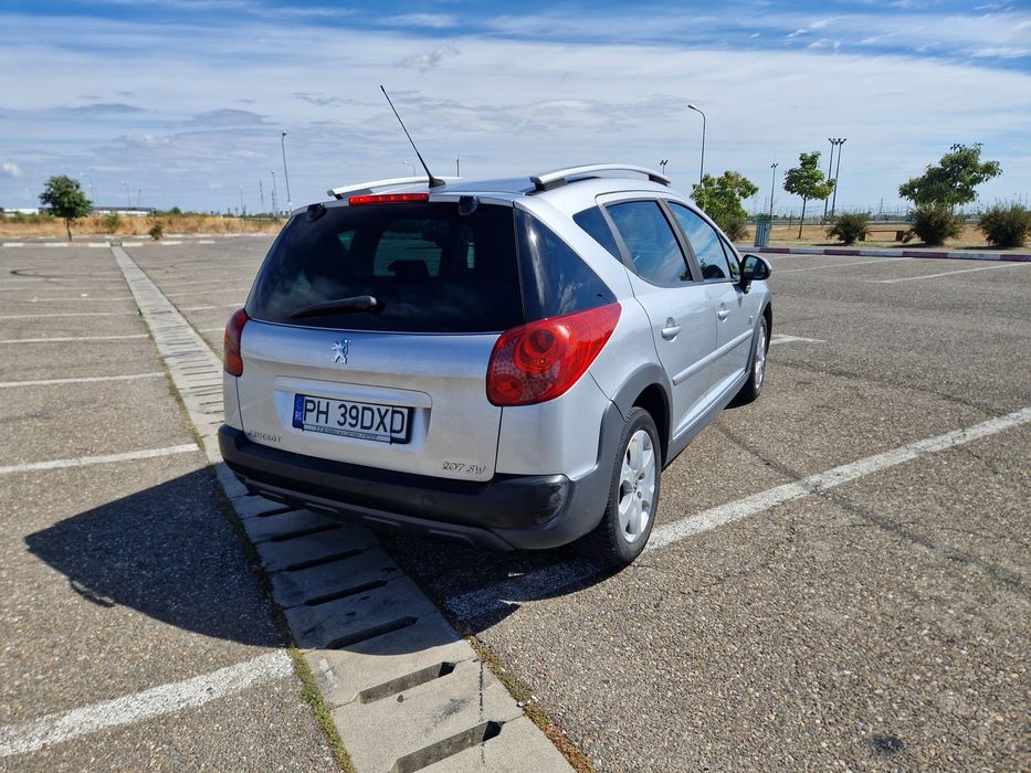 Peugeot 207 SW OUTDOOR