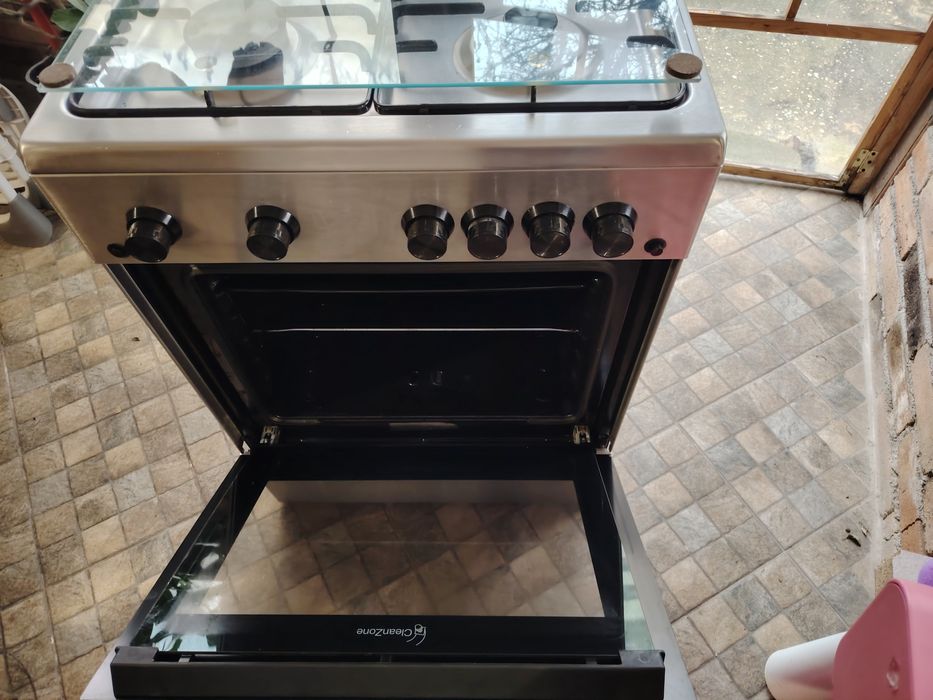 Vând aragaz Beko in staretare buna de functionare