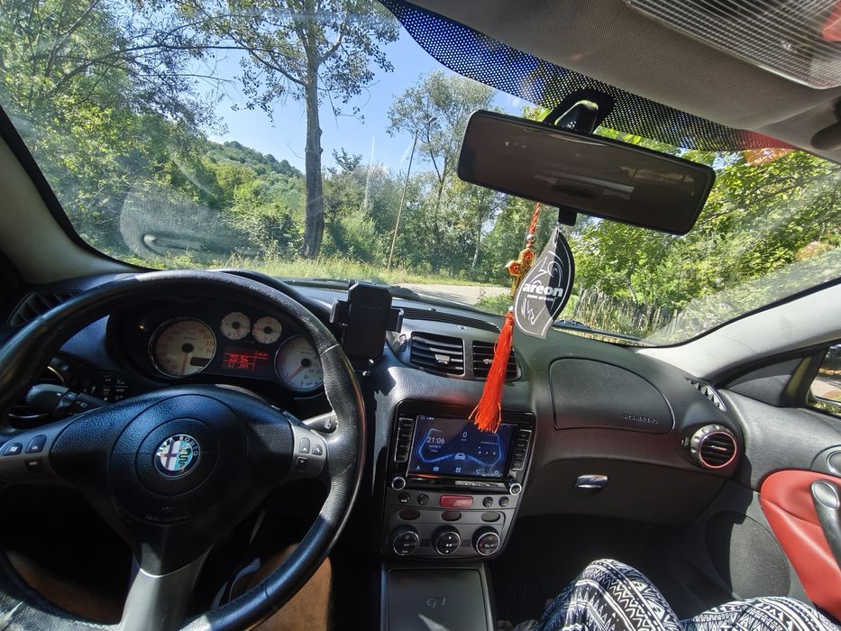 Alfa Romeo GT +Diferența(Aștept oferte)
