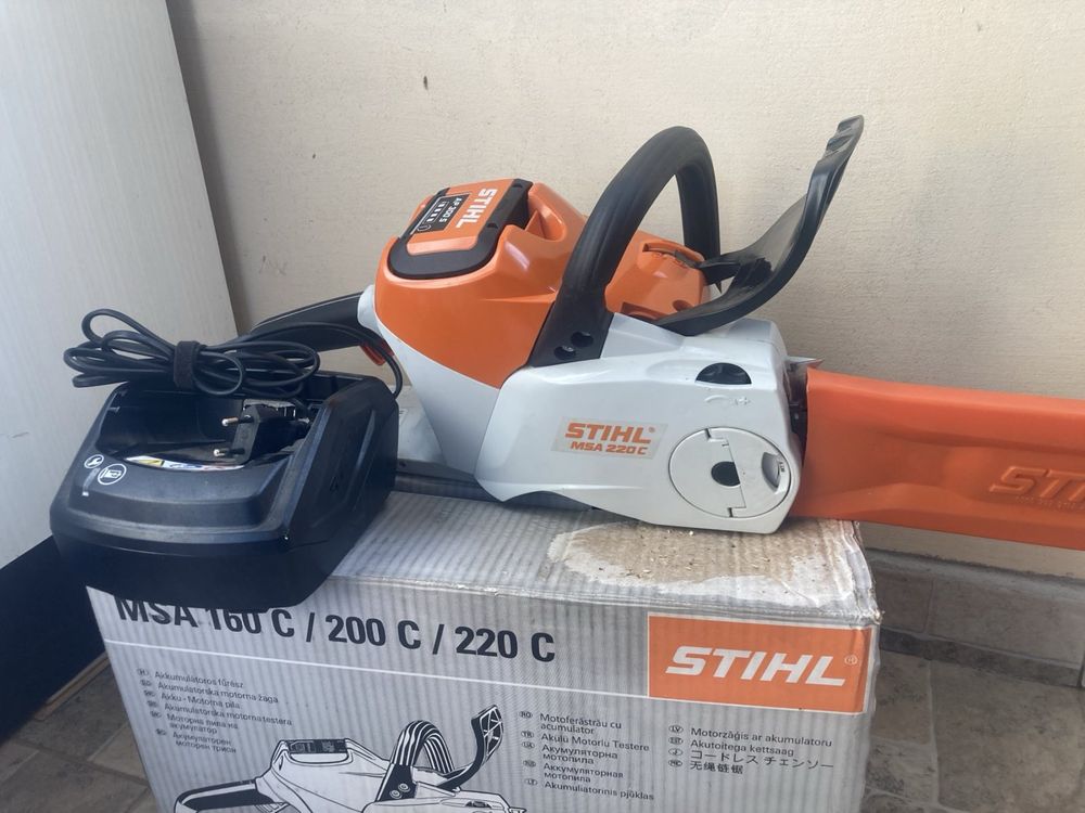 Верижен трион Stihl MSA 220c