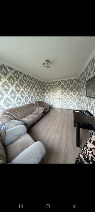 Сдается суточные 4 Комнатная Квартира с мебелью и техникой